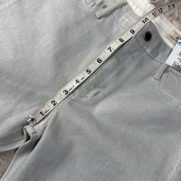 AG Adriano Goldschmied | Farrah Skinny Ankle Jeans
Luminous Fade to Grey - Picture 10 of 14